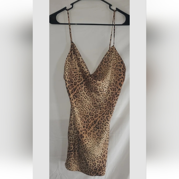 Michael Costello Dresses & Skirts - MICHAEL COSTELLO x REVOLVE Women's XS Animal Print Slip Mini Dress New with Tag